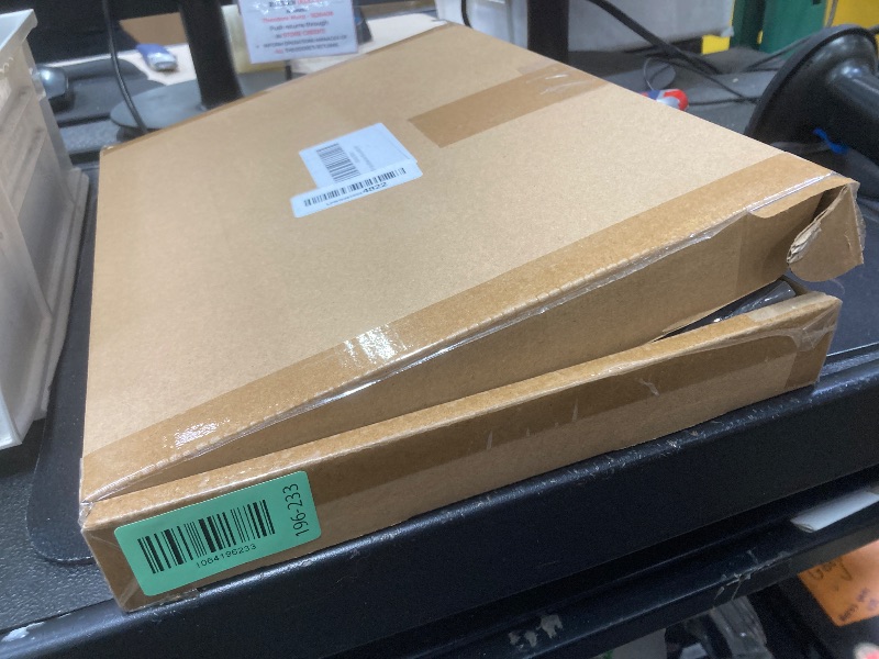 Photo 1 of *Small scratches* FengTeeh Set of 2 Brake Backing Plate Splash Dust Shield for Ford Focus 2013 2014 2015 2016 2017 2018 Ford Escape 2013-2016 CV6Z-2C028-B,CV612K317-AA,CV6Z2C028B