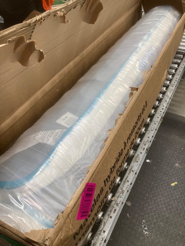 Photo 1 of *FACTORY SEALED* Linenspa 8 Inch Memory Foam and Spring Hybrid Mattress - Medium Firm Feel - Bed in a Box - Quality Comfort and Adaptive Support - Breathable - Cooling - Guest and Kids Bedroom - Queen Size