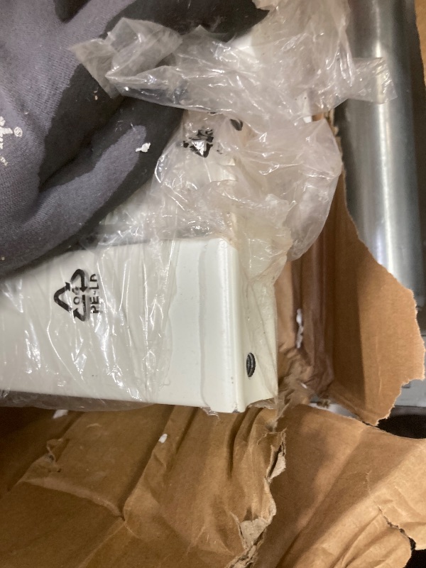 Photo 1 of *Piece bent* Small scratches* IDEALHOUSE Twin Daybed with Trundle, Metal Twin Size Daybed with Pullout Trundle 6 Casters, Steel Slat Support Sofa Bed for Living Room, Bedroom, Guest Room (White)