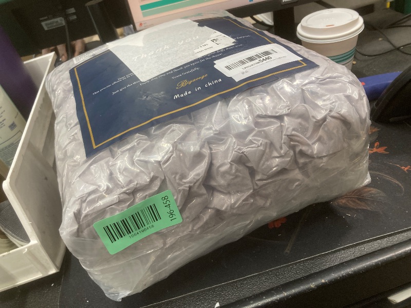 Photo 1 of *FACTORY SEALED* Bigacogo Chunky Knit Throw Blanket for Couch, 51x63 inches, 100% Hand Knitted with Thick Jumbo Chenille Yarn, Cozy Soft Large Rope Knot Cable Crochet Blankets for Sofa Bed Living Room, Light Grey