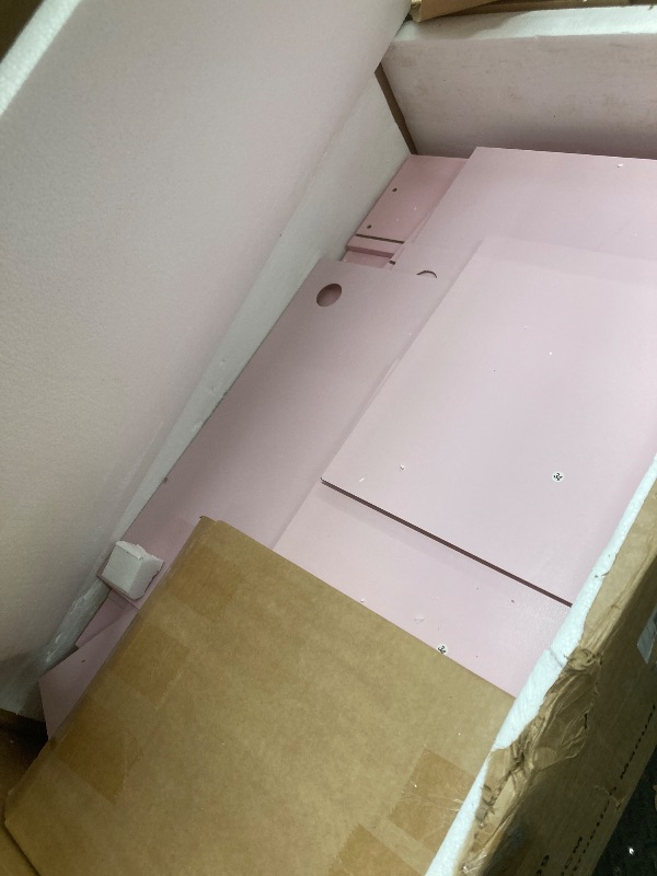 Photo 1 of *Mirror piece missing* *Piece chipped* Pink Vanity 