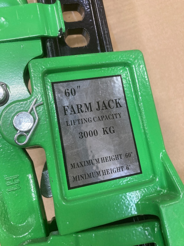 Photo 1 of *HEAVY* *Missing pin/Small scratches* Farm Jack 60" Lifting Capacity 300 KG, Green