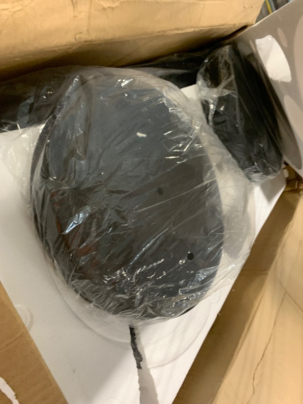 Photo 1 of *UNTESTED*
VEVOR Crowd Control Stanchion Set, Stanchion Set with 6.6 ft/2 m Black Retractable Belt, Black Crowd Control Barrier w/Concrete and Solid Metal Base - Easy Connect Assembly (6)