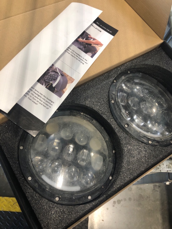 Photo 1 of *UNTESTED*
Xprite 105W LED Wrangler Headlights, 7 Inch Round Headlamp Replacement with Hi/Lo Beam, DRL, Turn Signal Lights, DOT Approved, Compatible with Wrangler JK TJ LJ 1997-2018, Includes H4 H13 Adapter