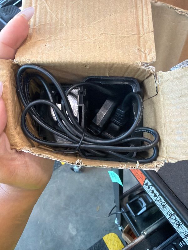 Photo 1 of **UNTESTED**
Moonorange Aquarium Filter(3.5W), Fish Tank Filter, Turtle Tank Filter, Low-Water Filter for Small Fish Tank, Reptile Tank Up to 15Gallon, with 2 Cartridges(Black)
