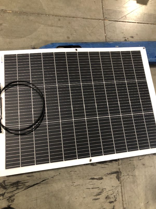 Photo 1 of *MISSING PARTS*
ECO-WORTHY 400 Watt 12 Volt Premium Solar Panel Kit :4pcs 100W Solar Panel+ 40A MPPT Charge Controller+ Bluetooth Module+ Mounting Z Brackets, 400W 12V Solar Power Off Grid System for Home, RV, Boat.