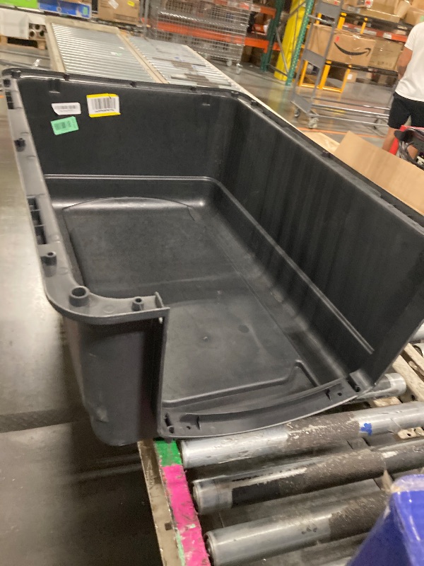 Photo 1 of ****ONLY LIP******iPrimio XL Stainless Steel Litter Box with Lid - High-Sided Metal Litter Box with Enclosure for Big Cats - Easy to Clean, Rust-Resistant, and Durable - Never Absorbs Odors - 23.5 x 15.5 x 6 in