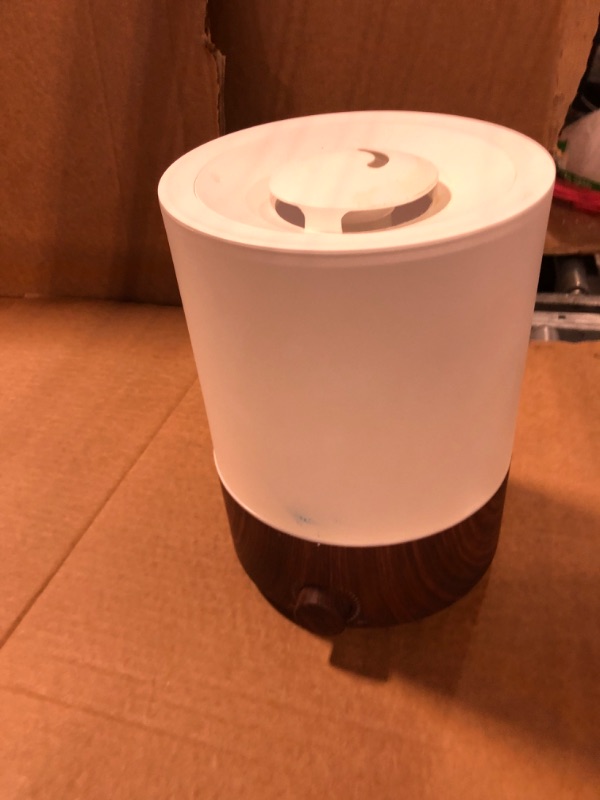 Photo 1 of **MISSING CORDS**
BlueHills Premium 4000 ml XL Essential Oil Diffuser 4L 4 Liter 70 Hour Run Humidifier Aromatherapy 1 Gallon Big Capacity High Mist Output for Extra Large Room Home Mood Lights Dark Wood Grain E402