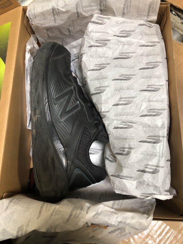 Photo 1 of ** SOLD AS IS, NO REFUND/RETURN** SEE COMMENTS!
New Balance Fresh Foam 520 v9 Men's Lightweight Breathable Running Shoes 11