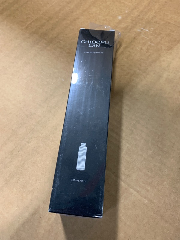 Photo 1 of **UNTESTED**
Chloefu LAN Hotel Scented Oil Diffuser Refill 200ml/6.76 fl oz Natural Essential Scented Oil - Best for Aromatherapy, SPA and Home, 0% Alcohol, Unique Blend to Promote Sleep & Relieve Stress