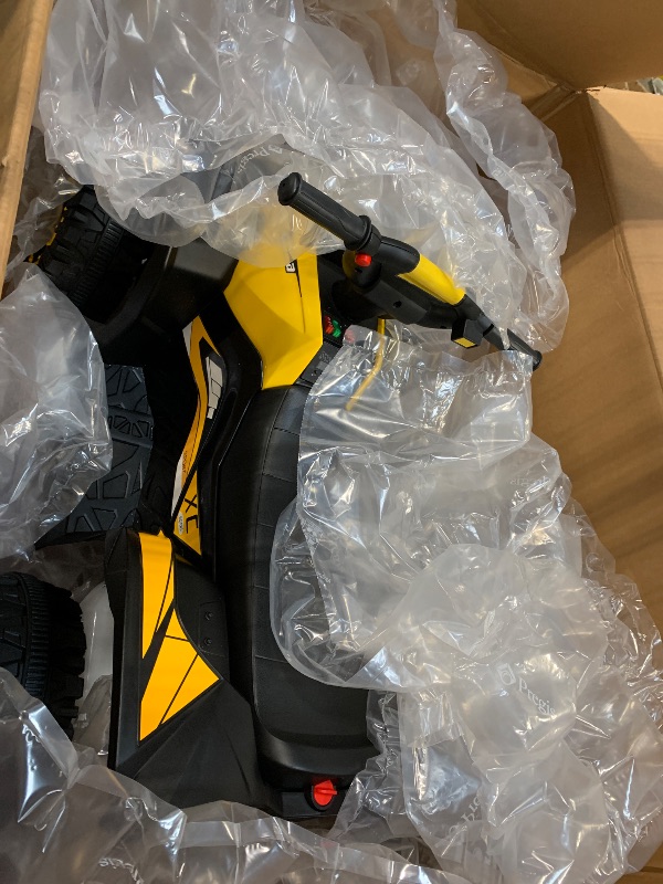 Photo 1 of **Final sale no returns allowed ** Please review ratings before purchasing**

**Venta final, no se permiten devoluciones** Revise las calificaciones antes de comprar**


ids Ride On ATV, 12V 4 Wheeler Battery Powered Ride On Toys with Remote Control(High 