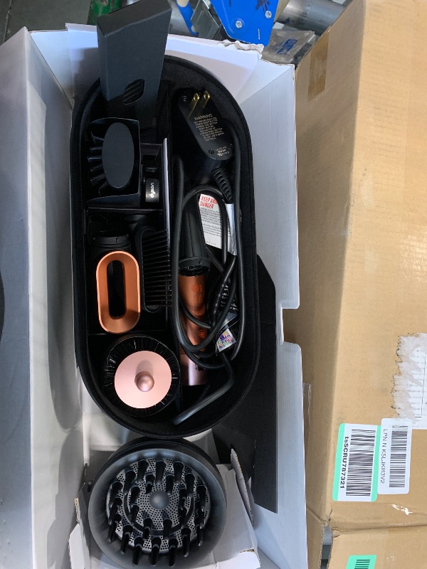 Photo 1 of *6UC-US-UFA2271A*
Dyson Airwrap i.d. Multi-Styler, Allure Winner, Bluetooth Connected, No Heat Damage, 6-in-1 Versatility, Intelligent Hair Styler