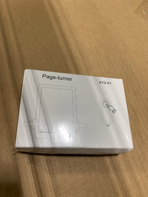 Photo 1 of *** NEW FACTORY SEALED *** Remote Control Page Turner for Kindle Paperwhite Oasis Kobo eReaders,Kindle Clicker Page Turner Accessories for iPhone,iPad, Android Tablets Reading Novels,Camera Video Record&Shutter Selfie (Purple)