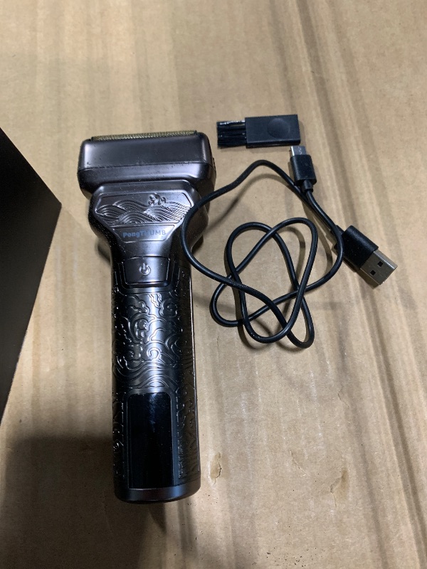 Photo 1 of *** USED *** PongTHUMB Electric Razor for Men with Pop-Up Trimmer: Rechargeable Cordless Foil Shaver for Face - Wet/Dry/Anti-Slip Waterproof Shavers with LED Display - Metal Handheld Design Light Gray