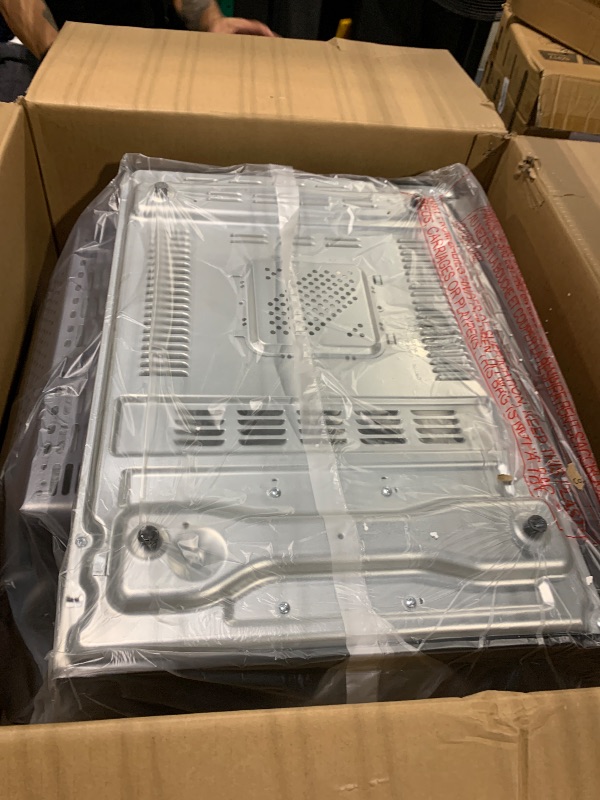 Photo 1 of ** FINAL SALE SOLD AS IS VENTA FINAL VENDIDO TAL CUAL, SIN DEVOLUCIONES**

Toshiba Air Fryer Combo 4-in-1 Countertop Microwave Oven, Smart Sensor, Convection, Mute Function, Position Memory 13.6" Turntable, 1.5 Cu Ft, 1000W, Black, ML-EC42P(BS)