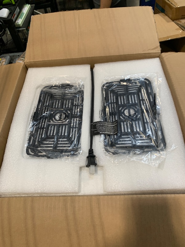 Photo 1 of *** DOES NOT TURN ON // SOLD FOR PARTS // FINAL SALE ***TOPZEE 8 QT Large Air Fryer, Dual Basket Airfryer with Easy View Windows, Preheat, Air Fry, Roast, Broil, Bake, Dehydrate, 2 Independent 4 QT Nonstick Dishwasher Safe Baskets, w/Gray Border