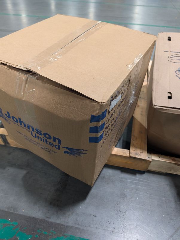 Photo 1 of ***STOCK PHOTO, ITEM/ COLOR MAY VARY, POSSIBLE MISSING PARTS, SELLING AS IS, FINAL SALE***SWINNOD  commercial deep fryer with basket***STOCK PHOTO, ITEM/ COLOR MAY VARY, POSSIBLE MISSING PARTS, SELLING AS IS, FINAL SALE***