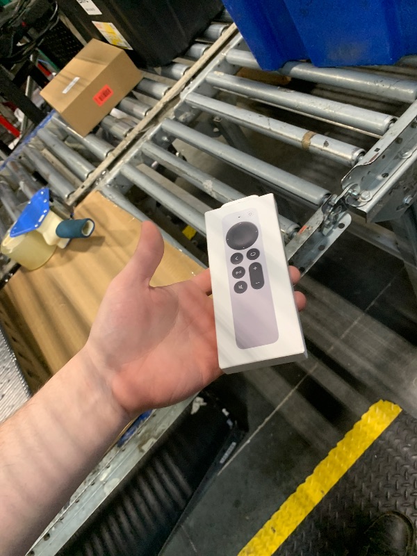 Photo 1 of **DAMAGED**
Apple TV Siri Remote (3rd Generation)