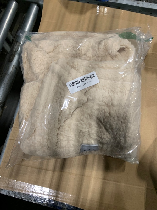 Photo 1 of 1 Pack 3 Calming Blankets Fluffy Premium Fleece Pet Blanket Soft Sherpa Throw for Dog Puppy Cat Beige Medium (30" x20'')