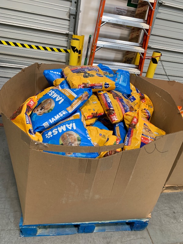 View 1 of *** BULK FINAL SALE *** IAMS EXP JAN/ 05/ 2026 *** PEDIGREE EXP APL/ 11/ 2026 *** IAMS Proactive Health Healthy Weight Control Adult Dry Dog Food with Real Chicken, 15 lb. Bag AND