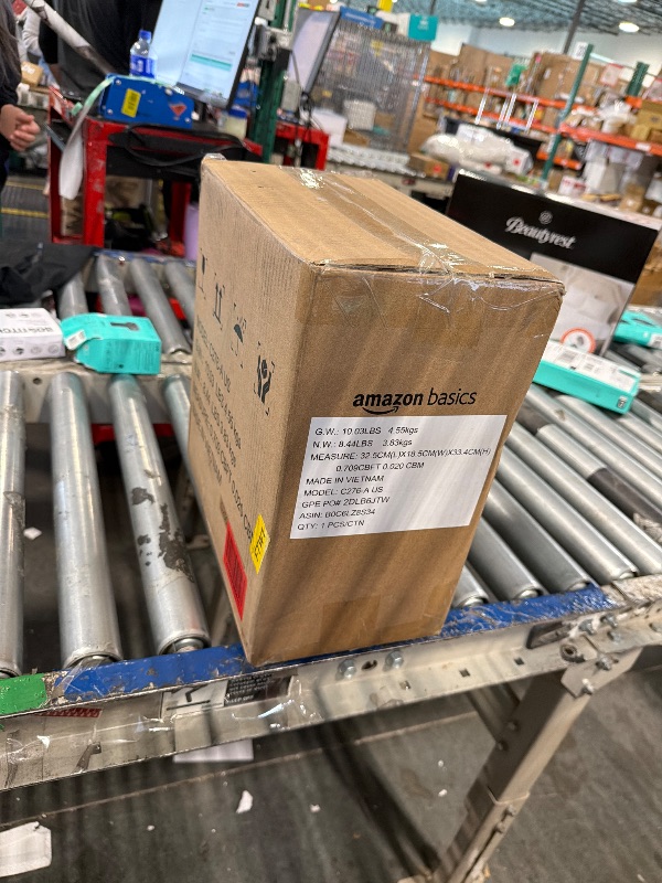 Photo 1 of **MISSING BOTTOM**
Amazon Basics 8-Sheet Cross Cut Paper Shredder and Credit Card Shredder - Black