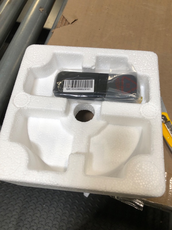 Photo 1 of ***SIMILAR IMAGE***PELONIS 30” Ceramic Tower Space Heater with Adjustable Thermostat for Large Room, 75° Oscillation, Remote Control & 12H Timer, Tip-Over Switch & Overheating Protection, 1500W, PHF15RSAPH30, Black