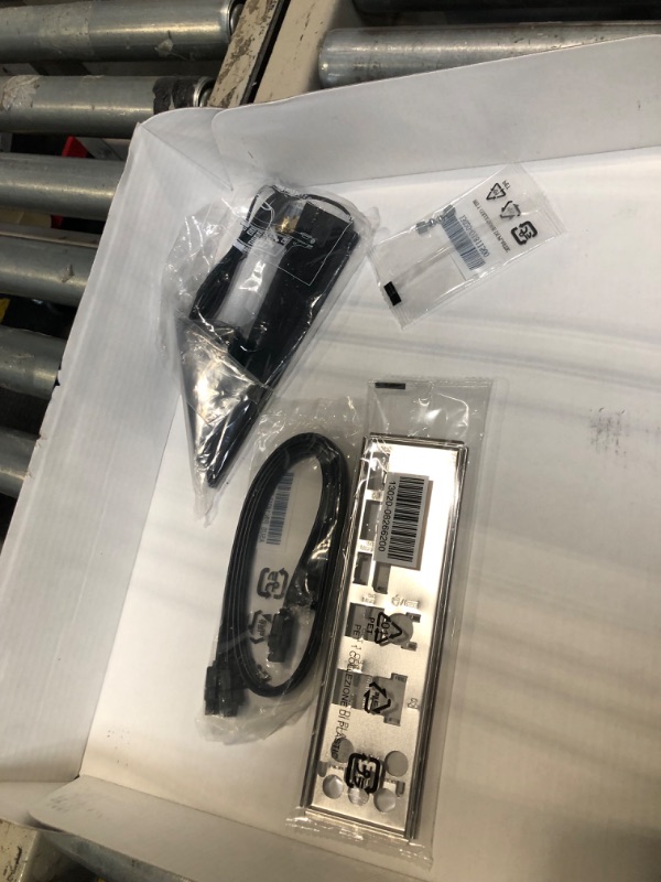 Photo 1 of *USED*
ASUS Prime A620-PLUS WIFI6 AMD A620 AM5 ATX Motherboard, DDR5, PCIe 4.0, Dual M.2 Slots, WiFi 6, DisplayPort/HDMI™, Rear & Front USB 5Gbps Type-C, SATA 6 Gbps, Two-Way AI Noise Cancelation, Aura Sync