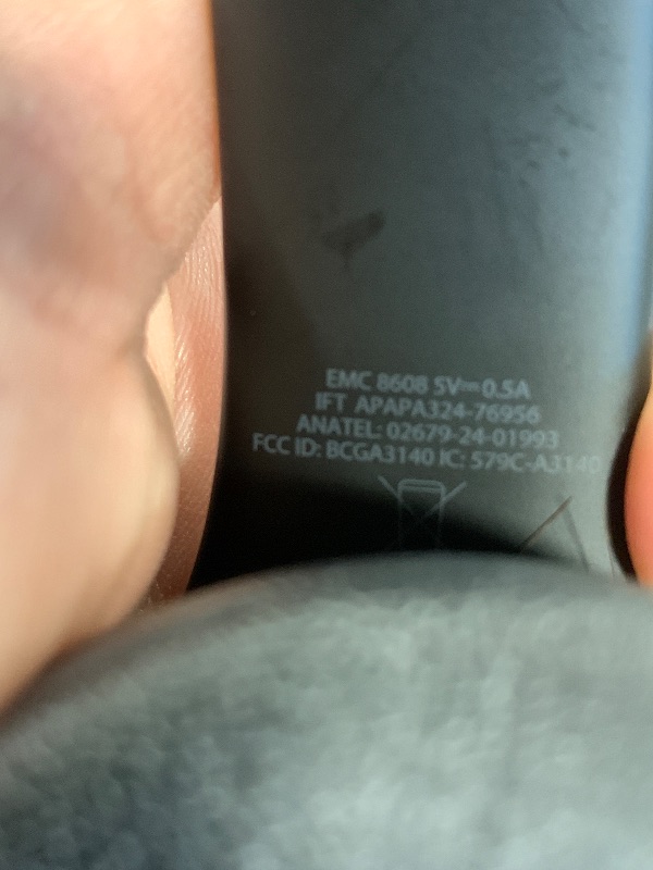 Photo 1 of ***It doesn't have a charger.***
Beats Solo 4 - Wireless On-Ear Bluetooth Headphones, Up to 50-Hour Battery Life, Ultra-Lightweight Comfort, Powerful and Balanced Sound, Apple & Android Compatible - Matte Black