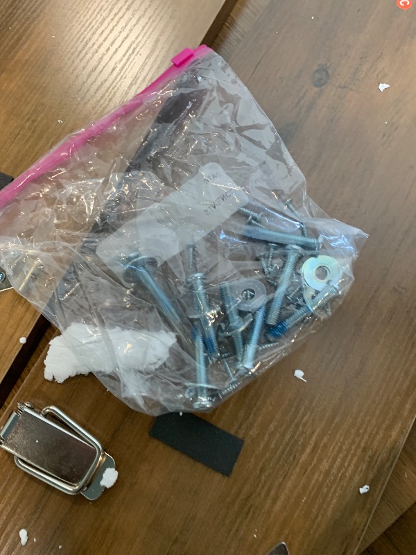 Photo 1 of **MISSING THE LEGS** VASAGLE MAEZO Collection - Extendable Dining Table for 4/6/8, Kitchen Table with Tapered Legs, Curved Transitions, for Dining Room, Kitchen, Home Office, Honey Brown UKDT090K01V1