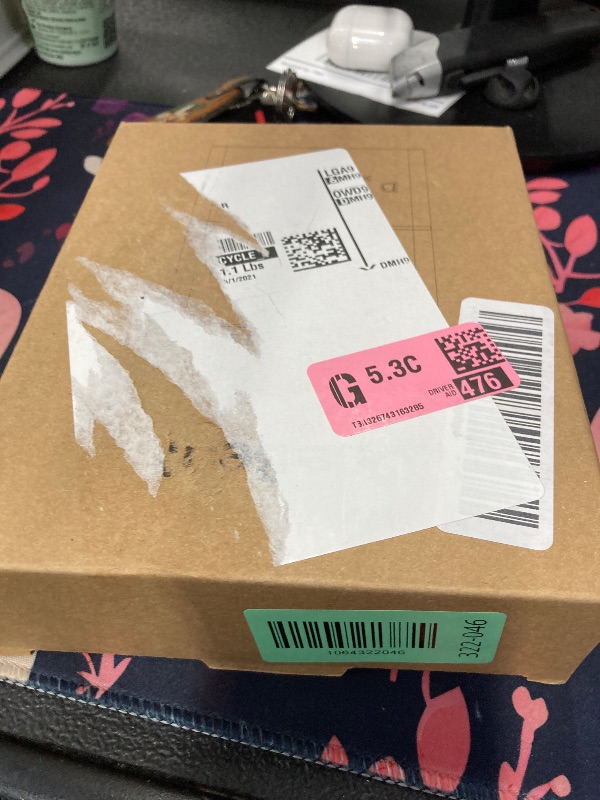 Photo 1 of 10Ft Extension Cord with Multiple Outlets, Flat Plug Surge Protector Power Strip 10 Ft Long Cord, 8 Outlets & 4 USB Ports (2 USB C), 900J Desk Charging Station for Home Office, College Dorm Essentials