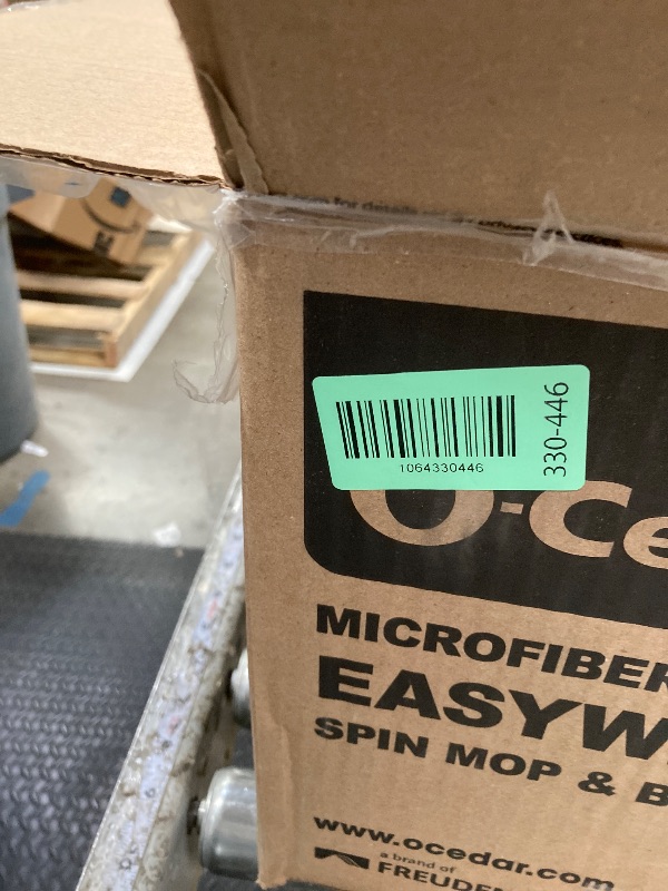 Photo 1 of ***MISSING PART -SELLING AS IS*** O-Cedar Easy Wring Microfiber Spin Mop, Bucket Floor Cleaning System, Red, Gray, Standard