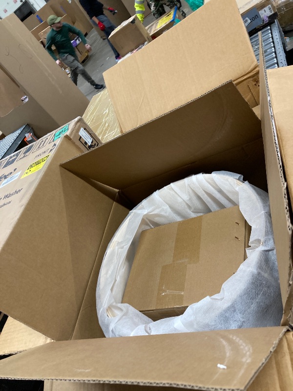 Photo 1 of *** Missing Box 1***PDP By DW 7-Piece Concept Maple Shell Pack with Chrome Hardware Silver to Black Fade