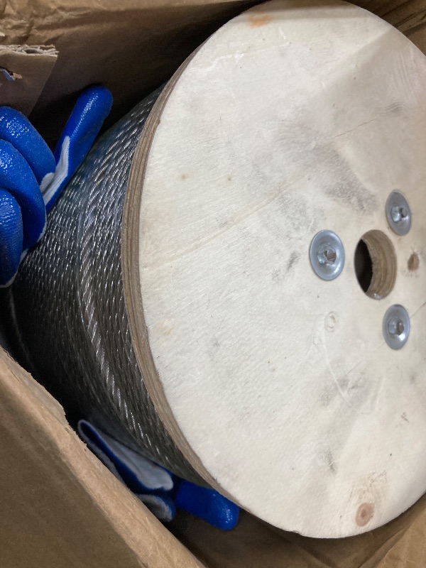 Photo 1 of 1/4" Stainless Steel Cable,7x19 Strand Aircraft Wire Rope,Cable for Heavy Duty Applications,Outdoor Pulley Cables,Deck Railing, with Gloves,Breaking Strength 6400 Ibs,600FT