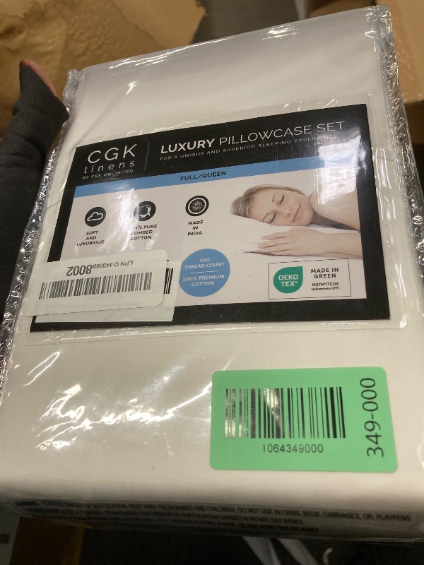 Photo 1 of 100% Cotton Pillow Cases Queen Size - Cooling, Breathable & Soft Pillowcase Covers Set of 2 - 400 Thread Count Cotton - Wrinkle & Fade Free - Machine Washable Protectors - Luxury Hotel Bedding - White