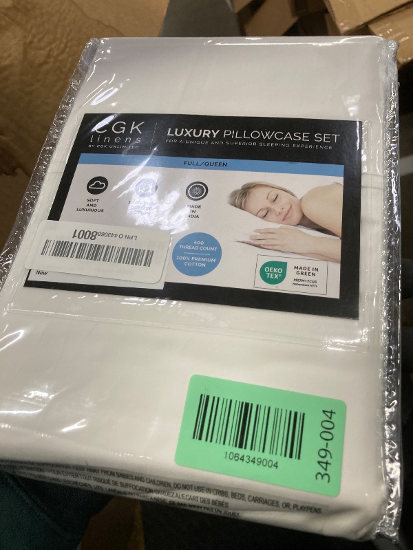 Photo 1 of 100% Cotton Pillow Cases Queen Size - Cooling, Breathable & Soft Pillowcase Covers Set of 2 - 400 Thread Count Cotton - Wrinkle & Fade Free - Machine Washable Protectors - Luxury Hotel Bedding - White