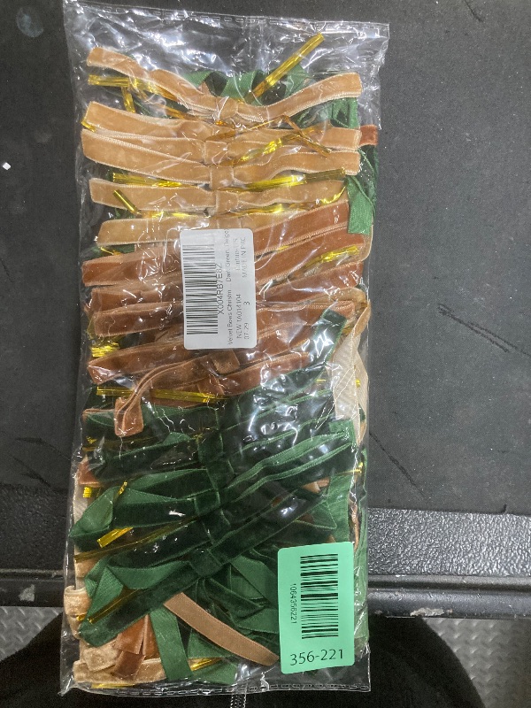 Photo 1 of 36 PCS Velvet Bows Christmas Tree Ornaments 3/8 Inch Rustic Crafts Gift Vintage Velvet Ribbon Wreath Bows for Home Indoor Outdoor Decoration (36, Brown, Dark Green, Beige)