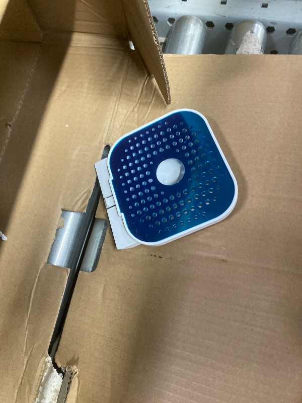 Photo 1 of **POWERS ON BUT DOES NOT GET COLD***Chefman - Slush-Ease Max Slushy Maker with Touch Controls and 5 Functions - White