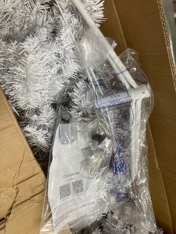 Photo 1 of *Tree base has paint peeling/scratch marks* 7.5FT Prelit Christmas Tree, Full Xmas Pine Tree with 1300 Branch Tips 400 Cold Warm Light for Holiday Indoor Outdoor Decoration, White
