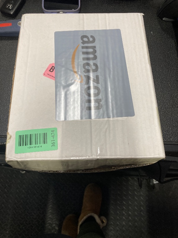 Photo 1 of 10 Inch Christmas Star Pentagram Tree Topper with Warm LED Lights for Xmas Tree Decorations (White)