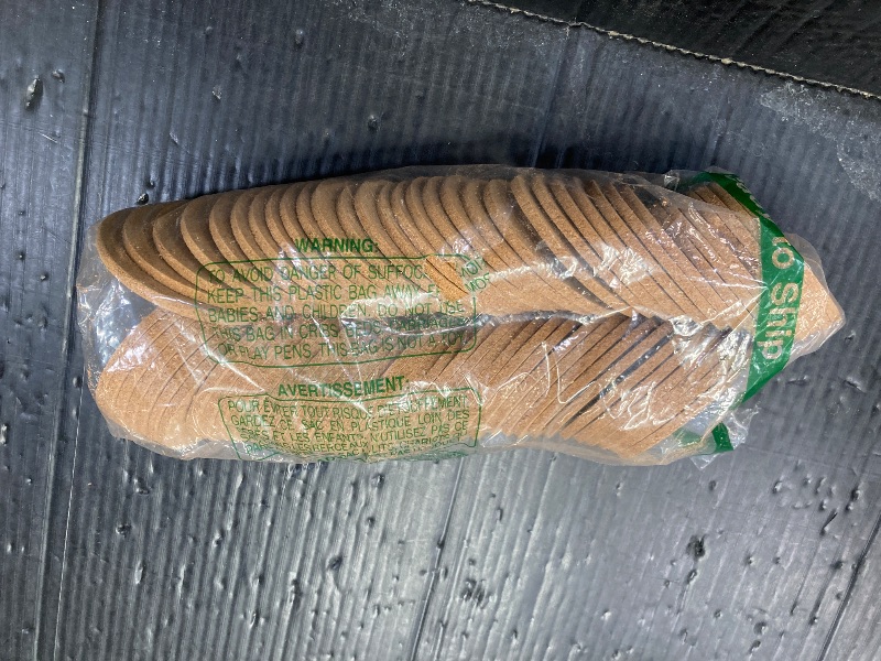 Photo 1 of ***MISSING PIECES***Lallisa 100 Pcs Cork Coasters for Drinks, Thick Absorbent Cork Coasters Bulk, Heat Resistant Plain Cup Mats for Gifts Reusable Circles Cup Pad for Wine Glass, Coffee Mug Crafts(Round)***MISSING PIECES**