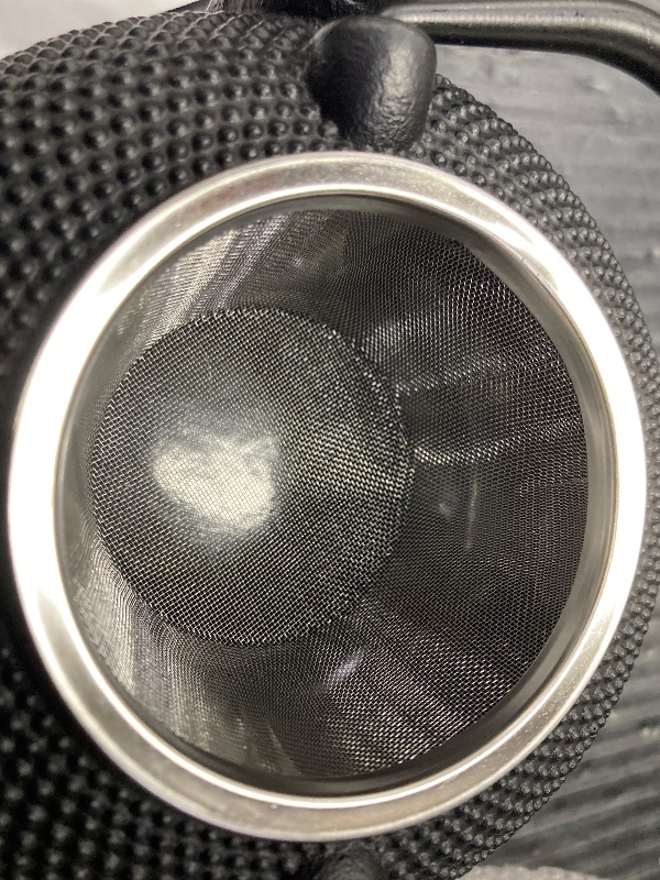 Photo 1 of ***MISSING LID***suyika Japanese Tetsubin Cast Iron Teapot Tea Kettle pot with Stainless Steel Infuser for Stovetop Safe Coated with Enameled Interior 30 oz/900 ml***MISSING LID**