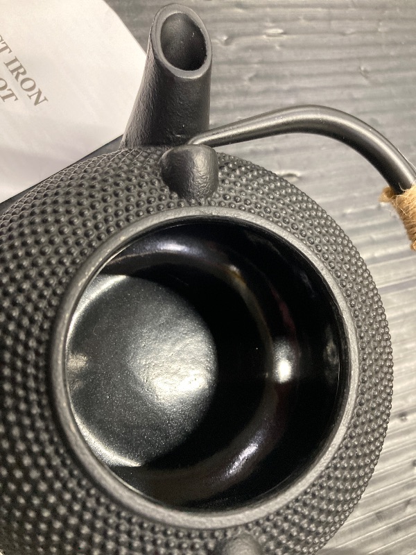 Photo 1 of ***MISSING LID***suyika Japanese Tetsubin Cast Iron Teapot Tea Kettle pot with Stainless Steel Infuser for Stovetop Safe Coated with Enameled Interior 30 oz/900 ml***MISSING LID**