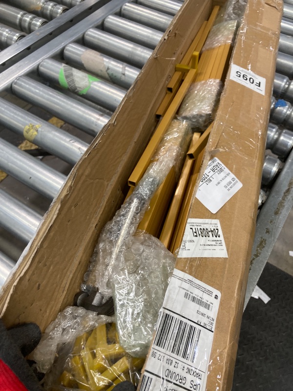 Photo 1 of   Column Vases Gold Centerpieces for Table Metal Flower Stand Gold Wedding Centerpieces for Tables Party Floral Stands for Flowers