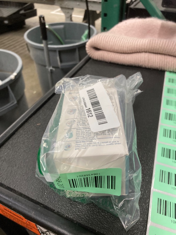 Photo 1 of 1/4 Pill Cutter, Pill Crusher, 1/2 Divider Sturdy Tablet Cutter, Hidden Blade, Ideal for Cut Pills, Vitamins, Tablets, Pill Grinder, Pill Organizer, with a Brush