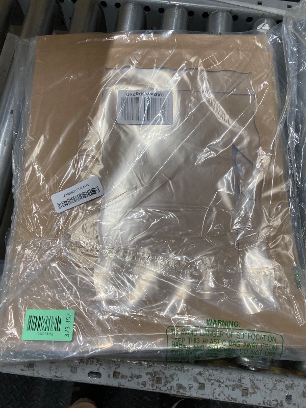 Photo 1 of ***MISSING 2****SOROO 8-PACK Pastry Bakery Box 16x11x2.75inch,Brown Large Donuts,Muffins,Cookies Boxes with PVC Window Auto-Pop up Paper Box Nature Cardboard Take Out Container,Hold 12 Donuts,Pack of 8