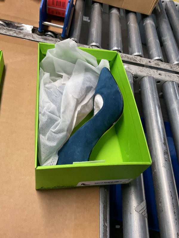 Photo 1 of ***STOCK PHOTO FOR REFERENCE ONLY***
NINE WEST Blue, 8 Medium US