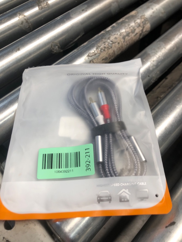 Photo 1 of ***PARTIAL SET, Only 1  - PRICE ADJUSTED***gudxfj 2 Pack 2RCA to 2RCA Cable 2 RCA Male Hi-Fi Systems Audio Stereo Subwoofer Cable Nylon-Braided Auxiliary Audio Cord for Home Theater HDTV Amplifiers Hi-Fi Systems Speakers and etc 6.6Ft Silver