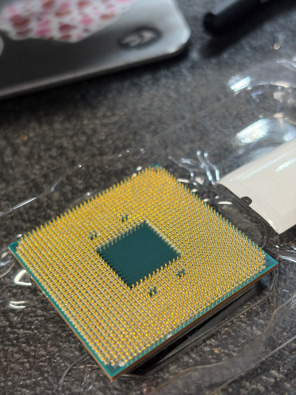 Photo 1 of ***BROKEN PINS***
AMD RYZEN 5 5600XT 6-Core, 12-Thread Processor