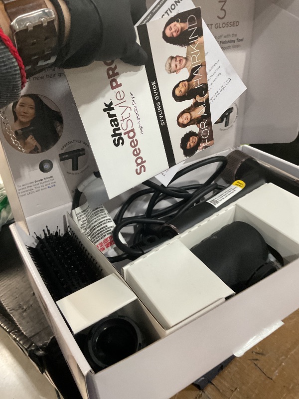 Photo 1 of ***missing attachments*** Shark SpeedStyle Pro Professional Performance High-Velocity Hair Dryer System with Scalp Shield and IQ Speed Styling & Drying Suite, Straight and Wavy Hair, Lightweight, Ionic, No Heat Damage, HD731