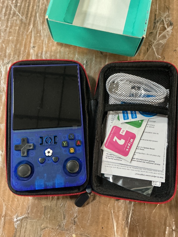 Photo 1 of ?R36MAX 4000mAh Portable Rechargeable Handheld Retro Game Console,Comfort Non-Slip Handheld Standing Retro Game Console with 64G TF Car,4.0-inch Screen,for Office,Blue
